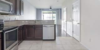 Magnolia Park - Convenient Location Gallery 8
