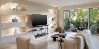 818 N Doheny Dr Gallery 1