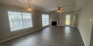3 BD/2 BTH in Belle Chase! Gallery 3