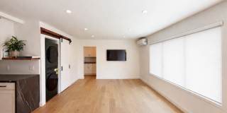1554 Diamond Street Gallery 3
