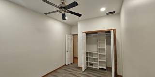1326 W Grenshaw Street Gallery 12