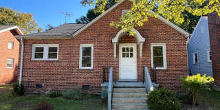 Two bedroom, 1 bath house in Burlington Gallery 1