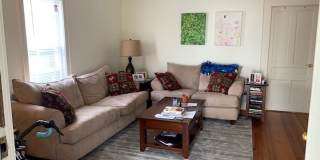 Application Pending! Come see this Jackson Street hideaway! 1 Bed/1 Bath - Wonderful Location! Gallery 1