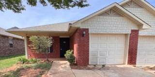 55 and up community!  Tucked away in a quiet community, close to everything! Gallery 1