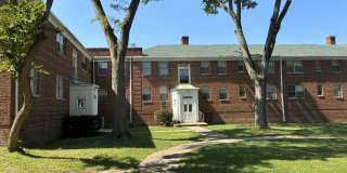 1876 Forrest Hills Blvd-4 1876 Forrest Hills Blvd-4 Gallery 6