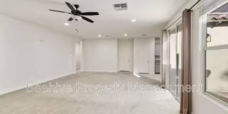 2927 N Augustine 2927 N Augustine Gallery 37