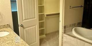 1409 Lauren Lane Gallery 8