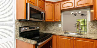717 Gardens Dr Gallery 10