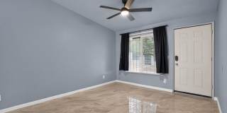 Charming 1BR Townhome in Phoenix Gallery 3
