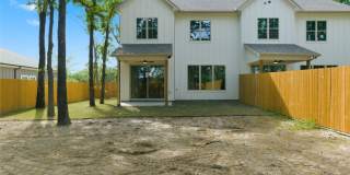 200 Dover Drive Gallery 34