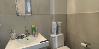 410 Tompkins Avenue Gallery 20