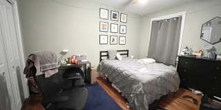 Five bed two bath near NEU... Gallery 10