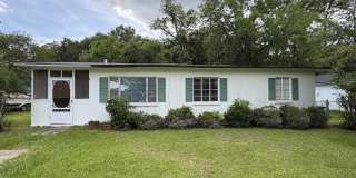 2106 E Dellview Drive Gallery 1