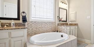4921 N Rockcress Court Gallery 29