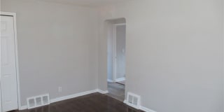 4413 W 187th Street Gallery 10