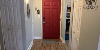 Executive 1 Bedroom Apartment right off 16th St. Mall - All Utilities Included! Gallery 3