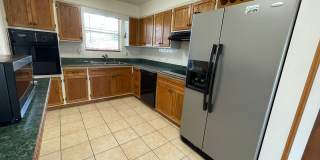 Three-Bedroom Pool home located in Ormond Beach Gallery 7