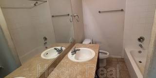 342 Main Street - A Gallery 10