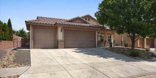 Available Now | Beautiful | Spacious 3 Bed/ 2 Bath| 3- Car Garage | Rio Rancho Gallery 1