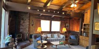 Spacious Furnished 3BD + Den / 3BA Mountain Condo | Pet Friendly | Villa de los Pinos Gallery 1