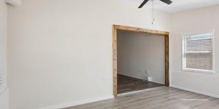 2423 E Maryland Drive Gallery 1