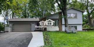 536 Lake Cove Court Gallery 1