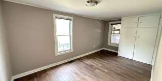 430 Dunlap Street Gallery 7