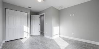 184 Village Circle Gallery 20