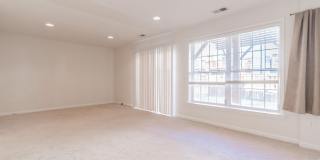 15675 WILLIAM BAYLISS Court Gallery 34