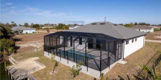 3318 NE 13th Place Gallery 25