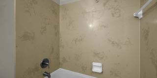 1 Bedroom Townhouse Apartment Gallery 19