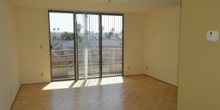 171 S Virgil Ave Gallery 3