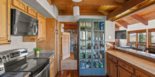 2055 Faraway Road Gallery 10