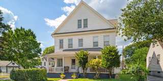 314 Suburban Avenue Gallery 3