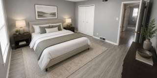 Charming 2BR Condo in Bashford Manor Gallery 9