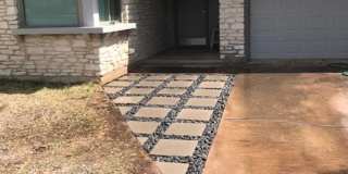4/3 w/ Fenced yard & enclosed patio! Gallery 41