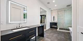 706 Lakeside Circle Gallery 14