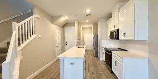 Heritage Oaks gated community 3/2.5/2 Townhome Gallery 20