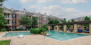 Via Las Colinas Gallery 23