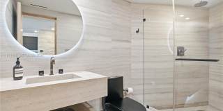 2127 Brickell Avenue Gallery 32