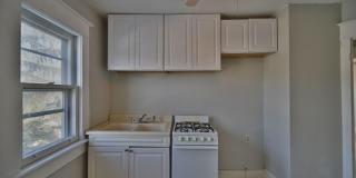 2211 Brown Avenue Gallery 15