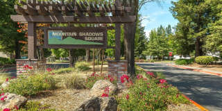 3 bedroom 2 bath Mountain Shadow Square Gallery 1