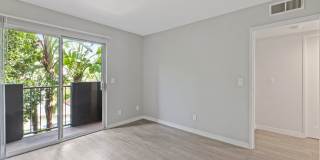 Crenshaw Villa Apartments Gallery 17