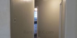 5320 North Drexel Boulevard Gallery 13
