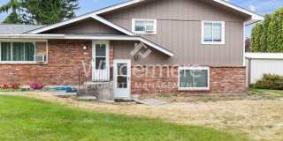 Freshly Updated 2 Bed 1 Bath Spokane Valley property with detached garage / Shop Gallery 1