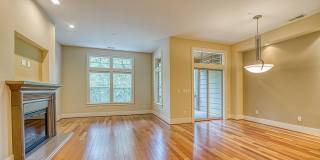 Refined Portland Residence Near Forest Park & NW 23rd Gallery 12