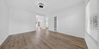 1600 W. 5th St. Gallery 20