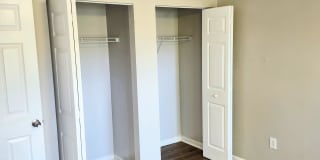 2519 Beech St Gallery 26