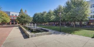 Sola Station Canalside Apartments Gallery 17