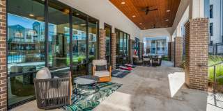 2201 Creekview Gallery 8